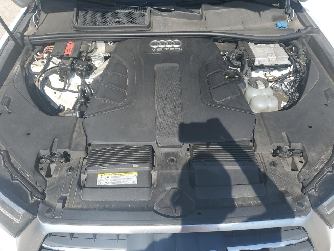 2018 Audi Q7 Premium Plus VIN: WA1LAAF78JD001714 Lot: 70937075