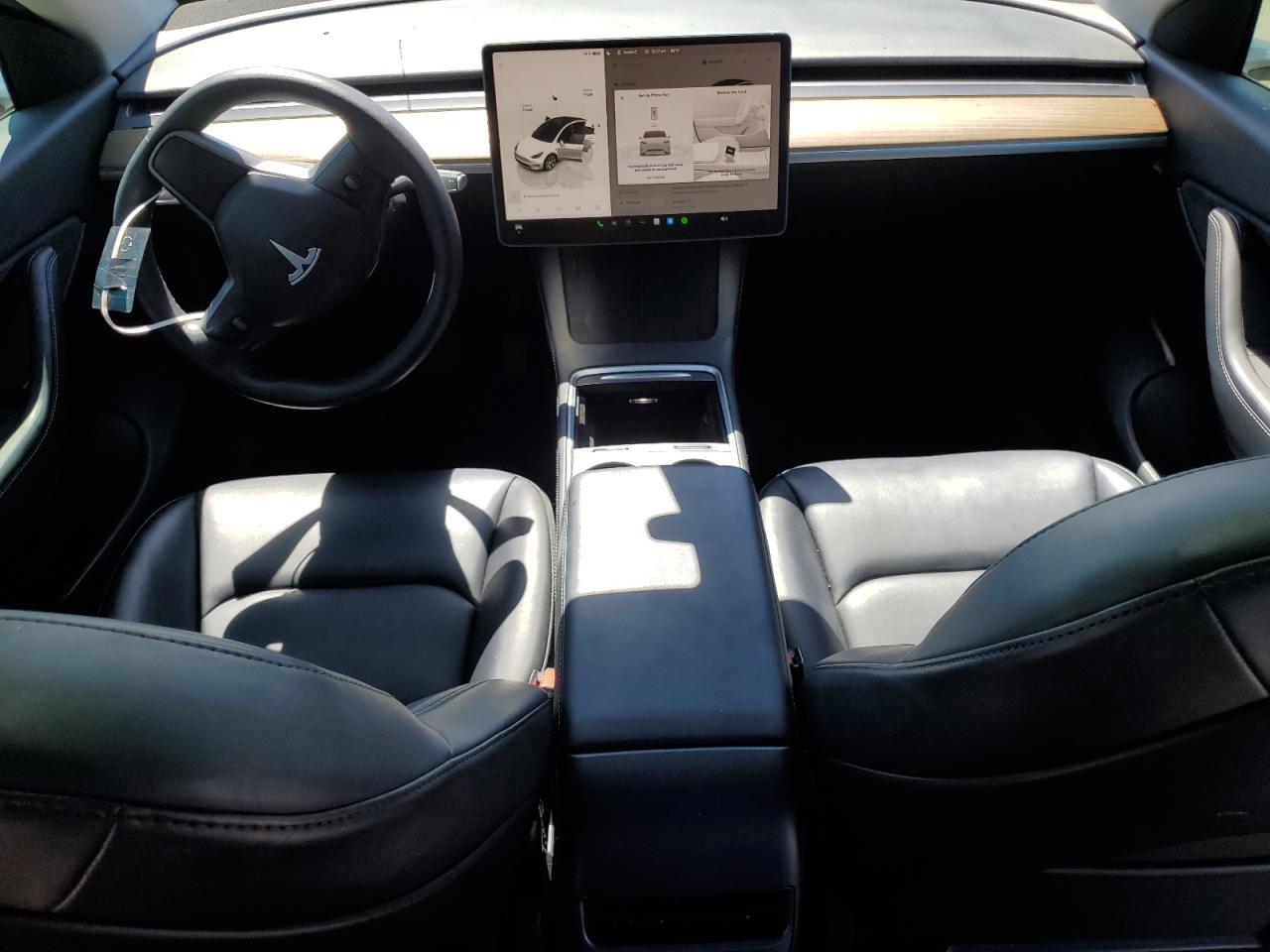 2022 Tesla Model Y VIN: 7SAYGAEE1NF490744 Lot: 72050675