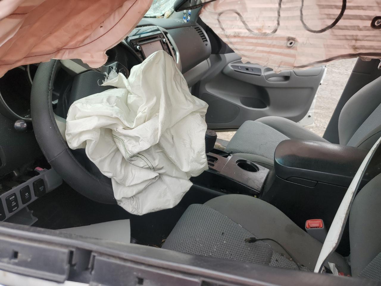 2014 Toyota Tacoma Double Cab VIN: 3TMLU4EN3EM157670 Lot: 83839625