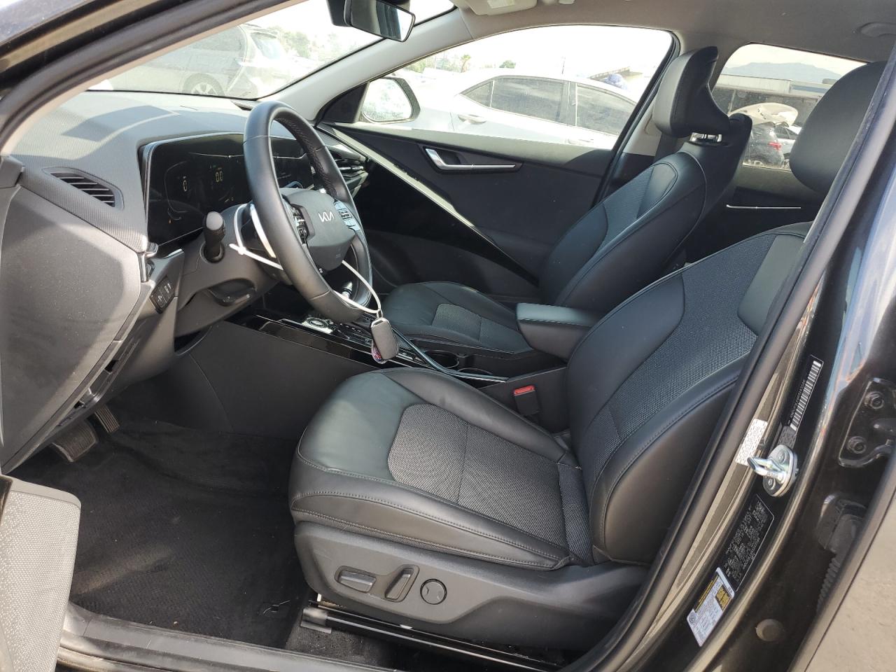 2024 Kia Niro Ex VIN: KNDCR3LE6R5143546 Lot: 82138255