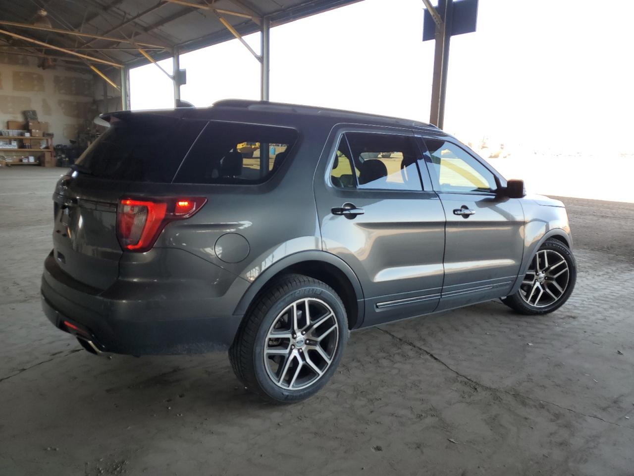 2017 Ford Explorer Sport 1FM5K8GT8HGE24751 photo #4