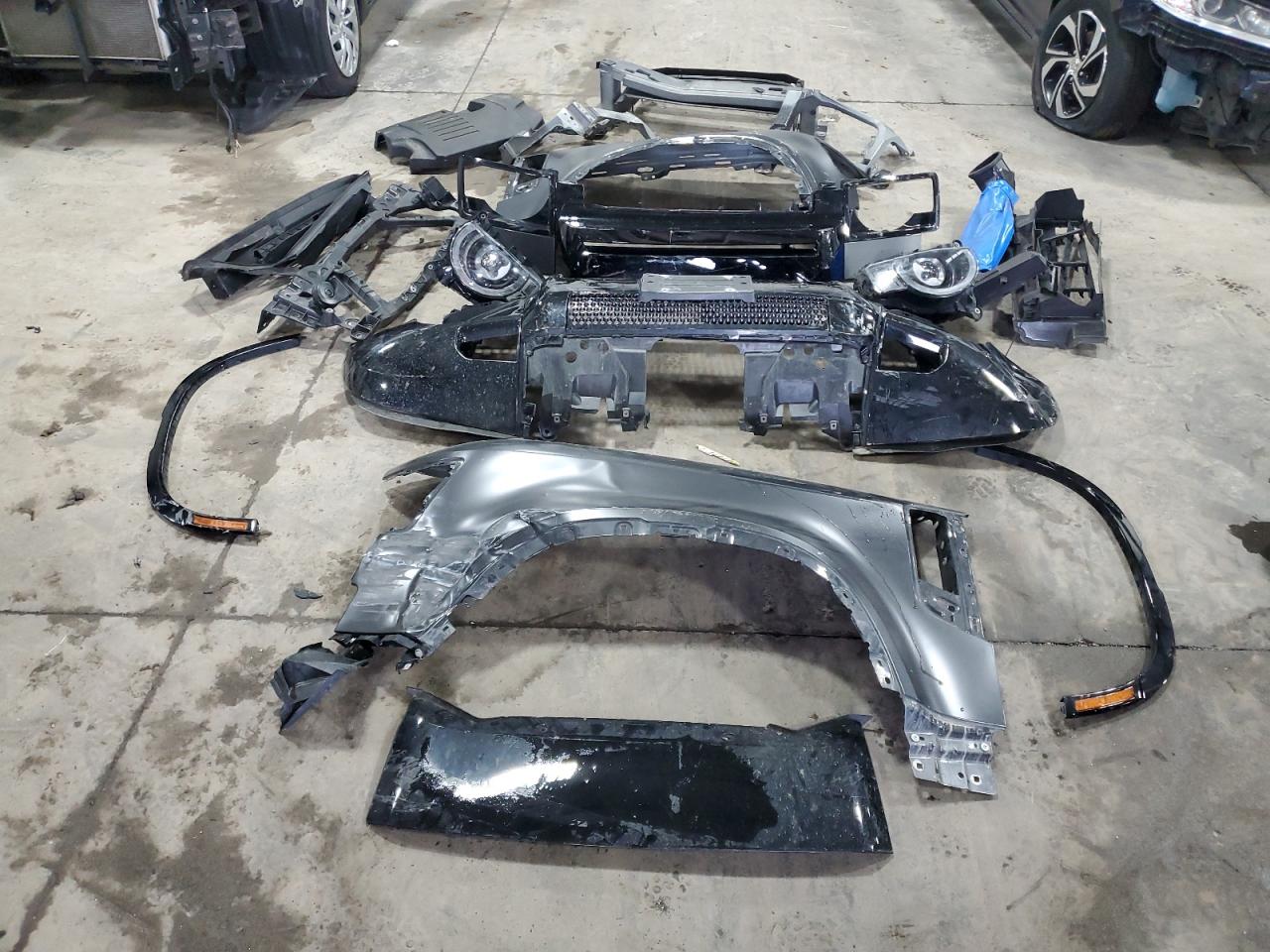 2023 Land Rover Defender 110 X VIN: SALEXEEU2P2148491 Lot: 81102045