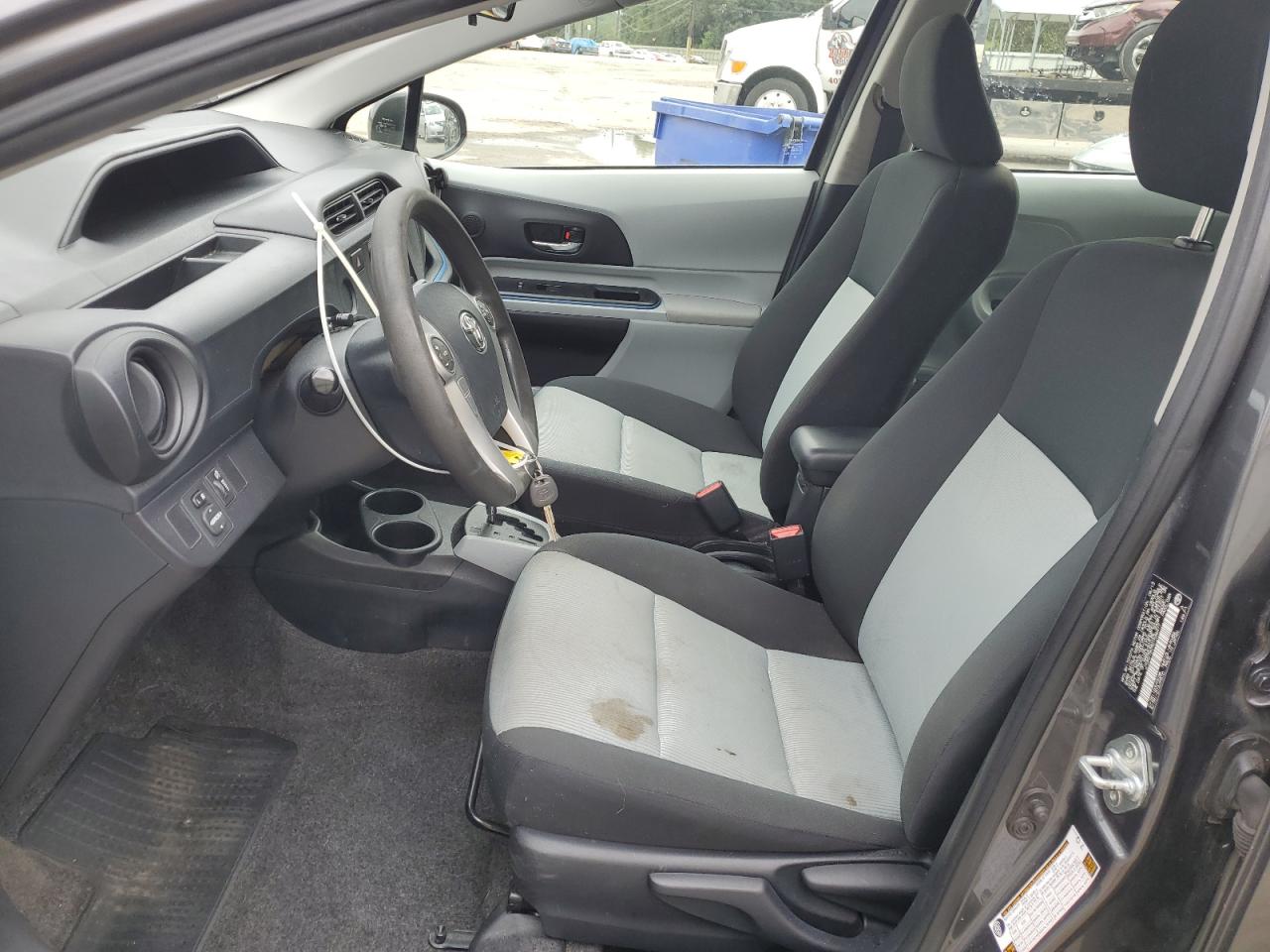 2013 Toyota Prius C VIN: JTDKDTB39D1546477 Lot: 84634325