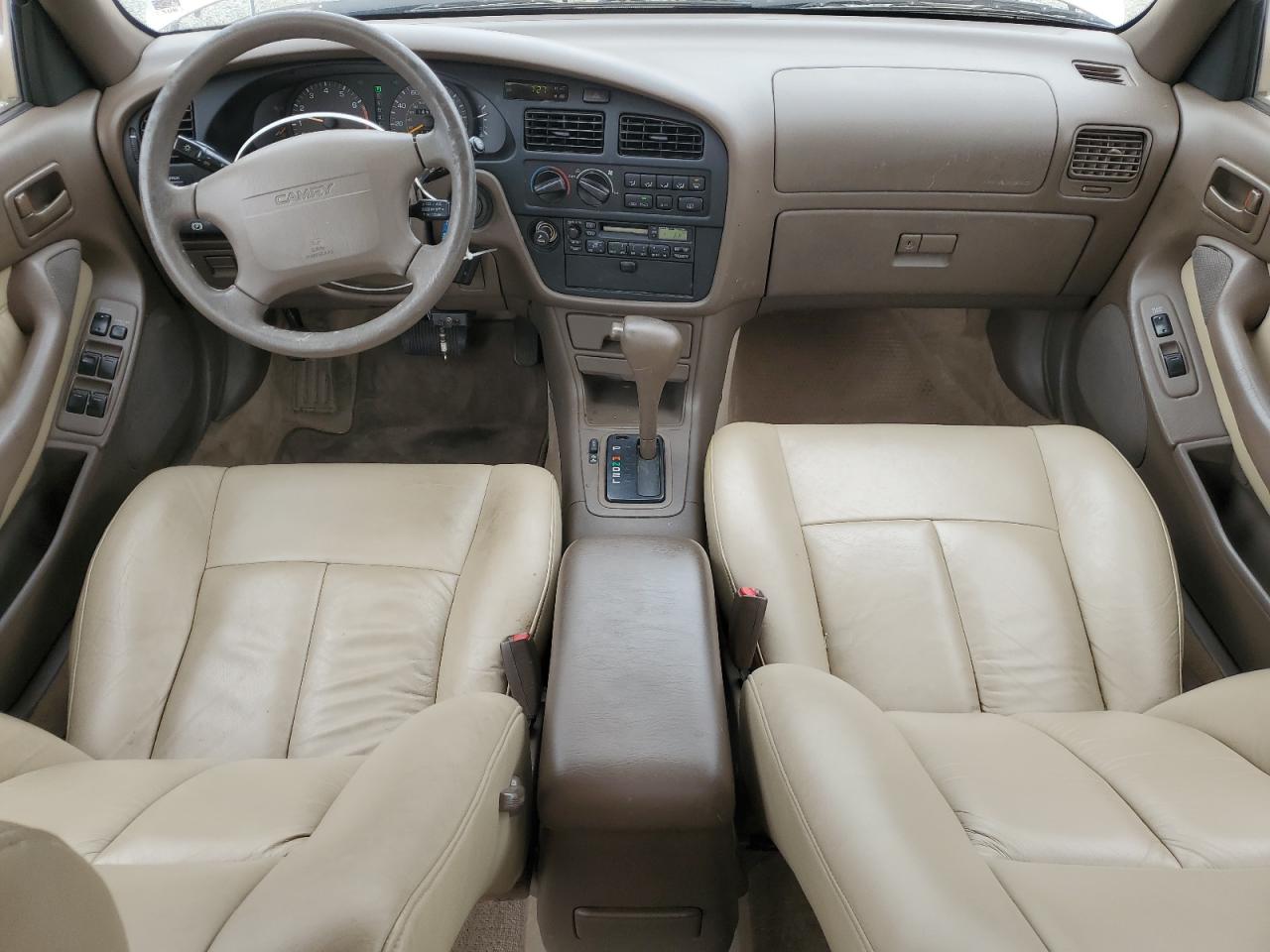 1994 Toyota Camry Xle VIN: JT2GK13E0R0069251 Lot: 80407885