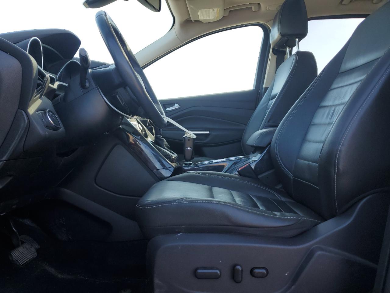 2014 Ford Escape Titanium VIN: 1FMCU9J93EUE27915 Lot: 83925975