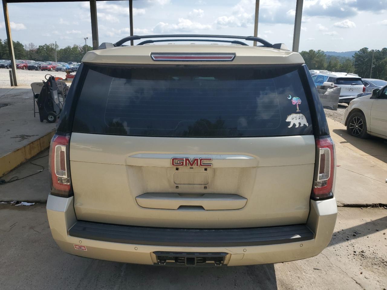 2015 GMC Yukon Xl K1500 Slt VIN: 1GKS2HKCXFR198376 Lot: 81741445