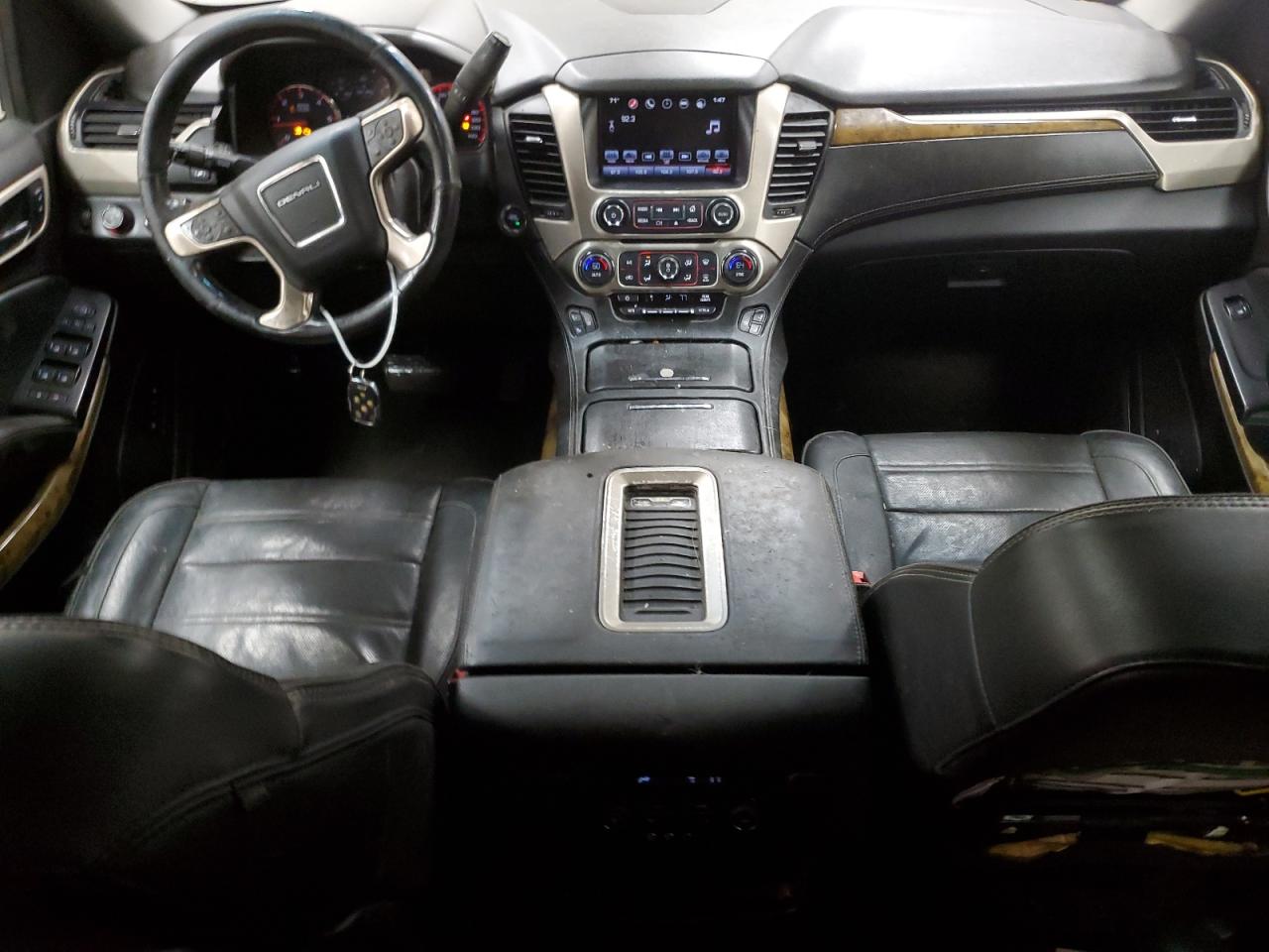 2016 GMC Yukon Xl Denali VIN: 1GKS2HKJ2GR419078 Lot: 81089095