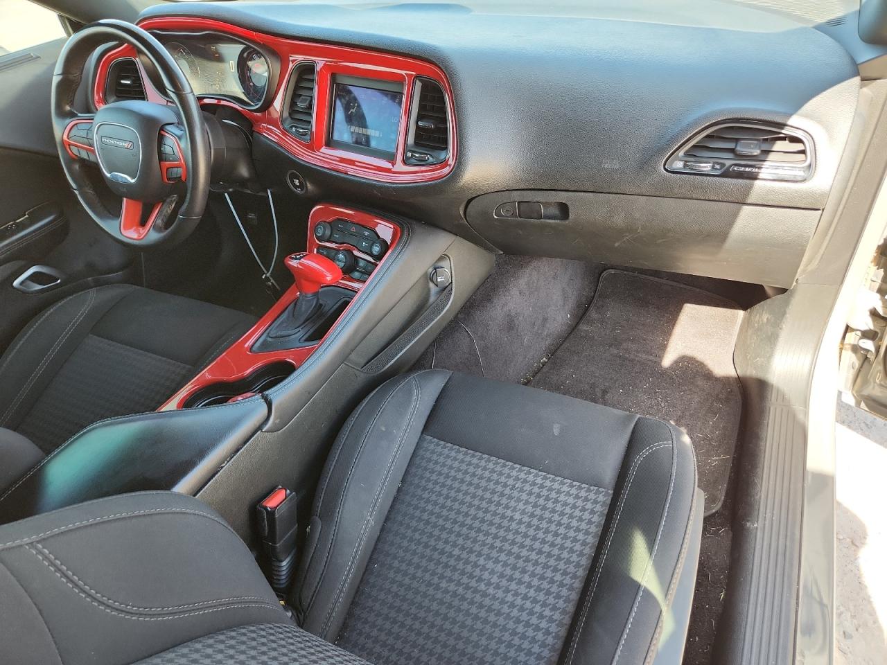 2018 Dodge Challenger Sxt VIN: 2C3CDZAG9JH271142 Lot: 84286135