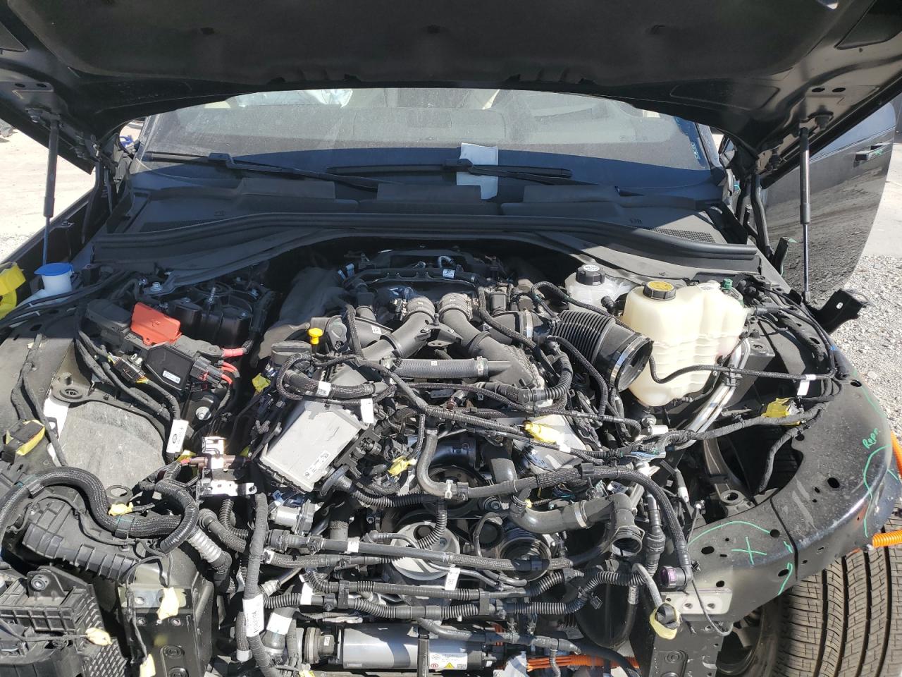 2025 Land Rover Range Rover Se VIN: SALKPBE91SA302863 Lot: 81442055