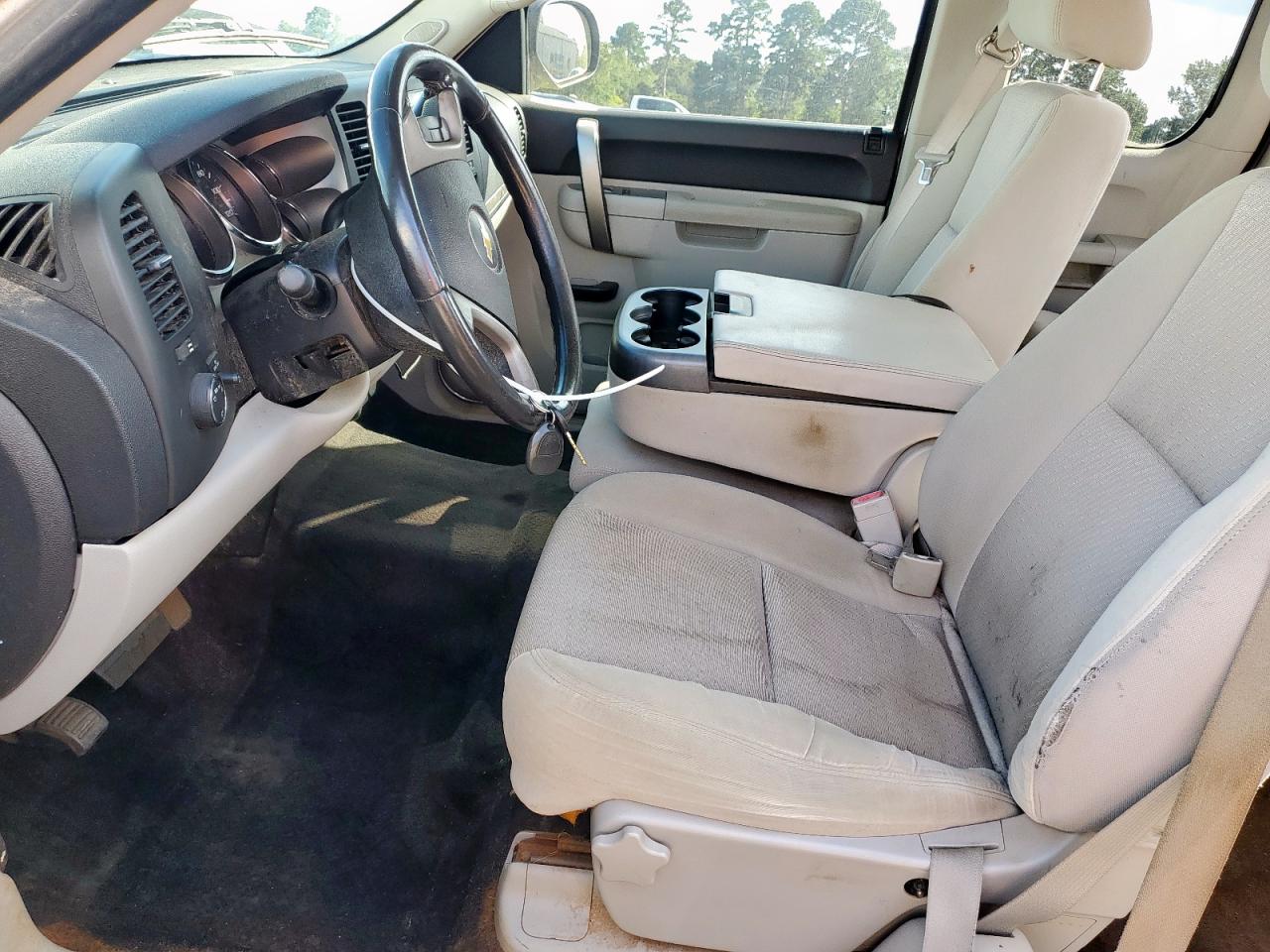 2011 Chevrolet Silverado K1500 Lt VIN: 1GCRKSEAXBZ343816 Lot: 84039455