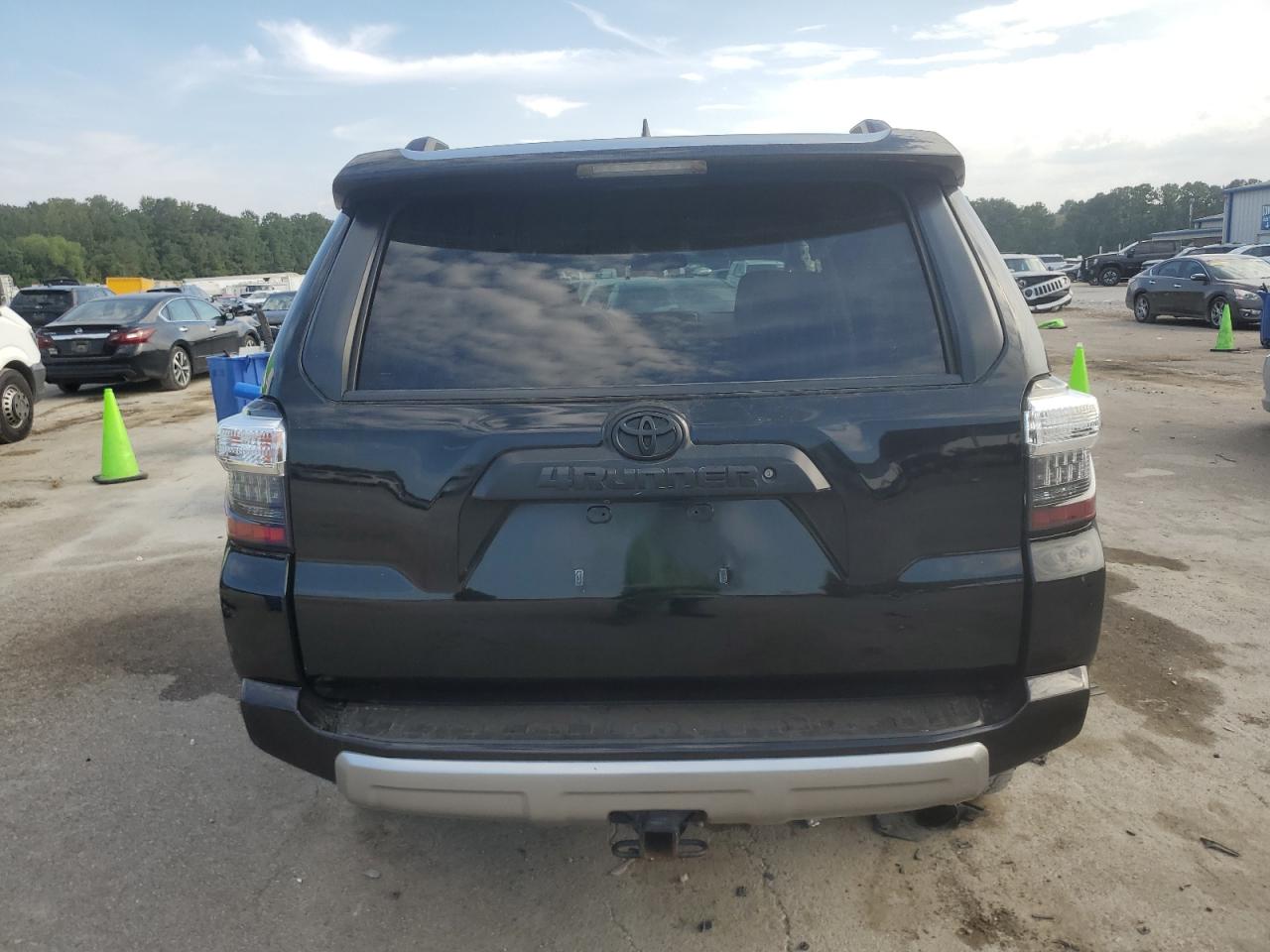 2018 Toyota 4Runner Sr5/Sr5 Premium VIN: JTEBU5JR7J5524138 Lot: 71285215