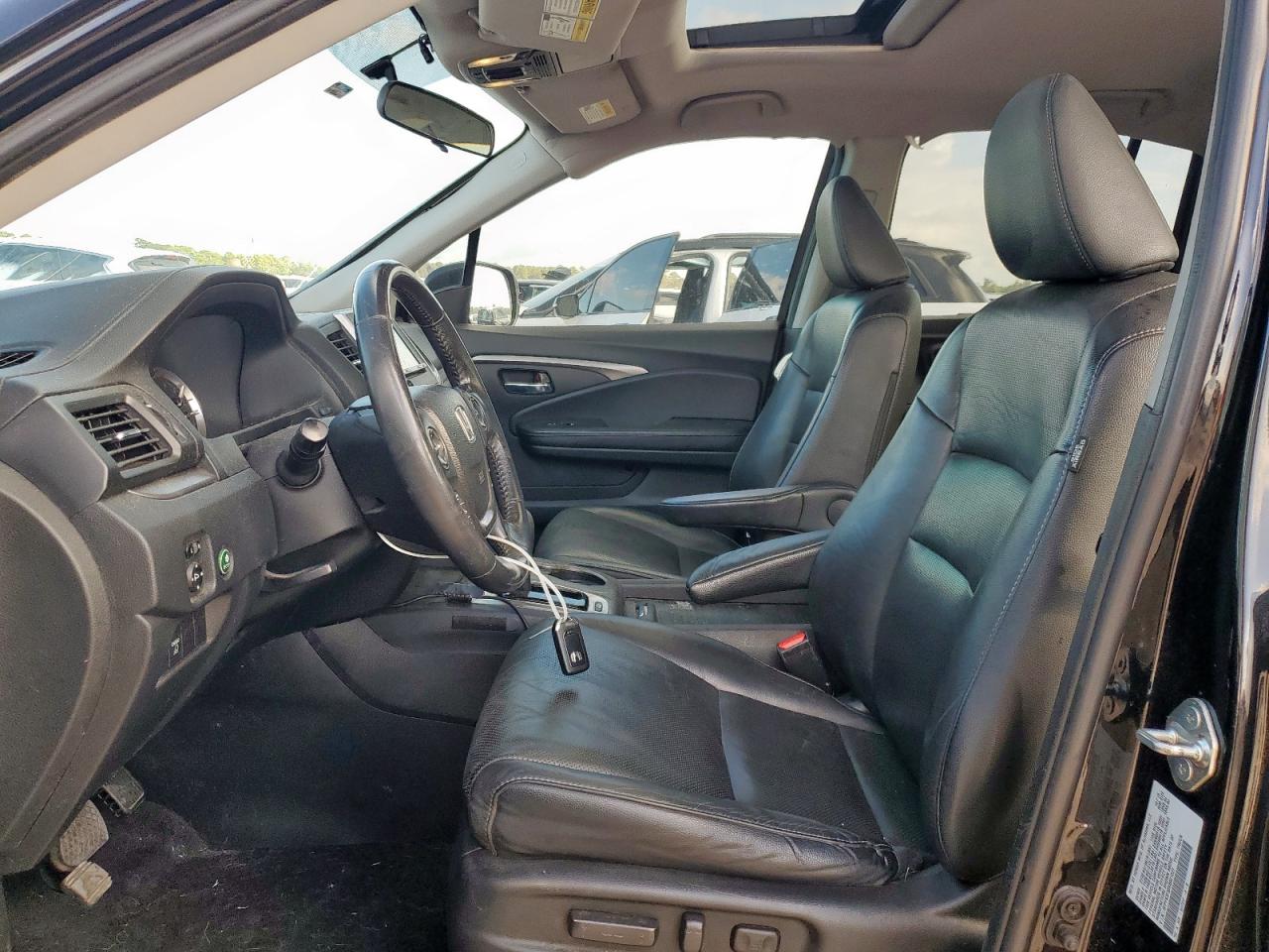 2019 Honda Ridgeline Rtl VIN: 5FPYK3F53KB021227 Lot: 82140755