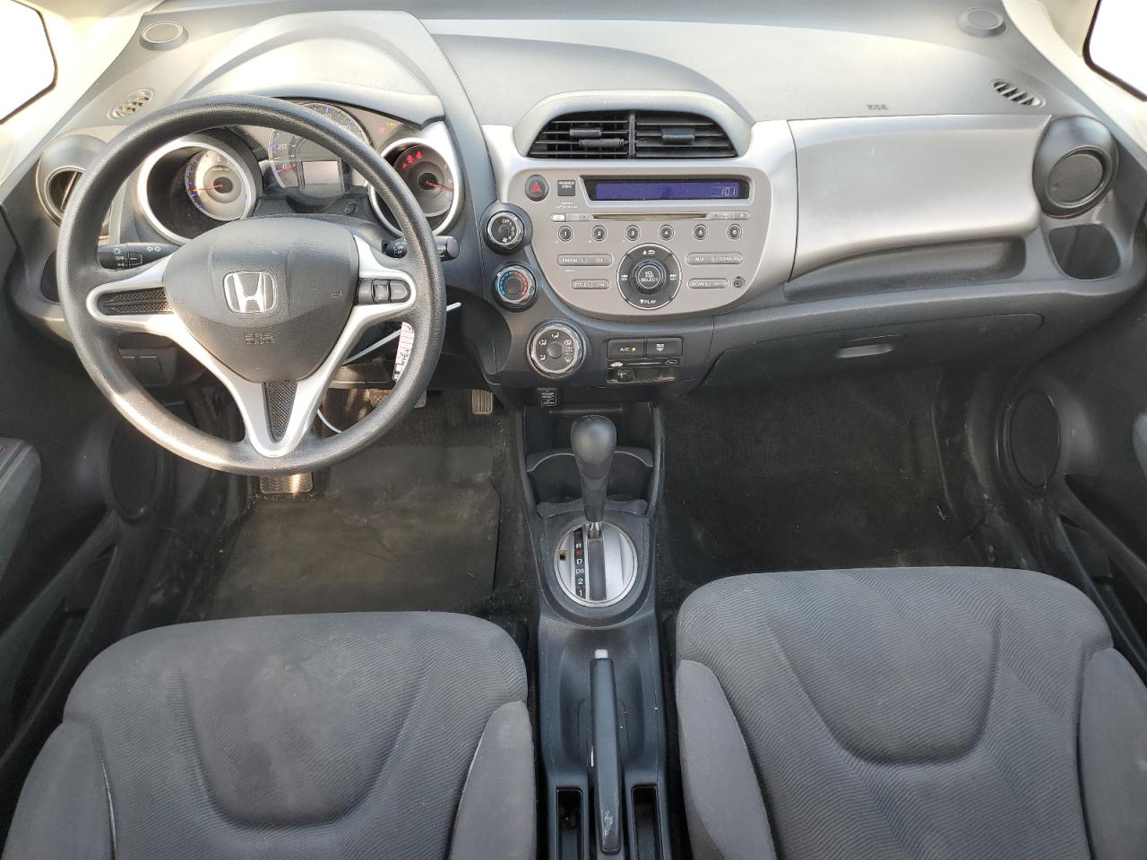 2013 Honda Fit VIN: JHMGE8H38DC041086 Lot: 71946955