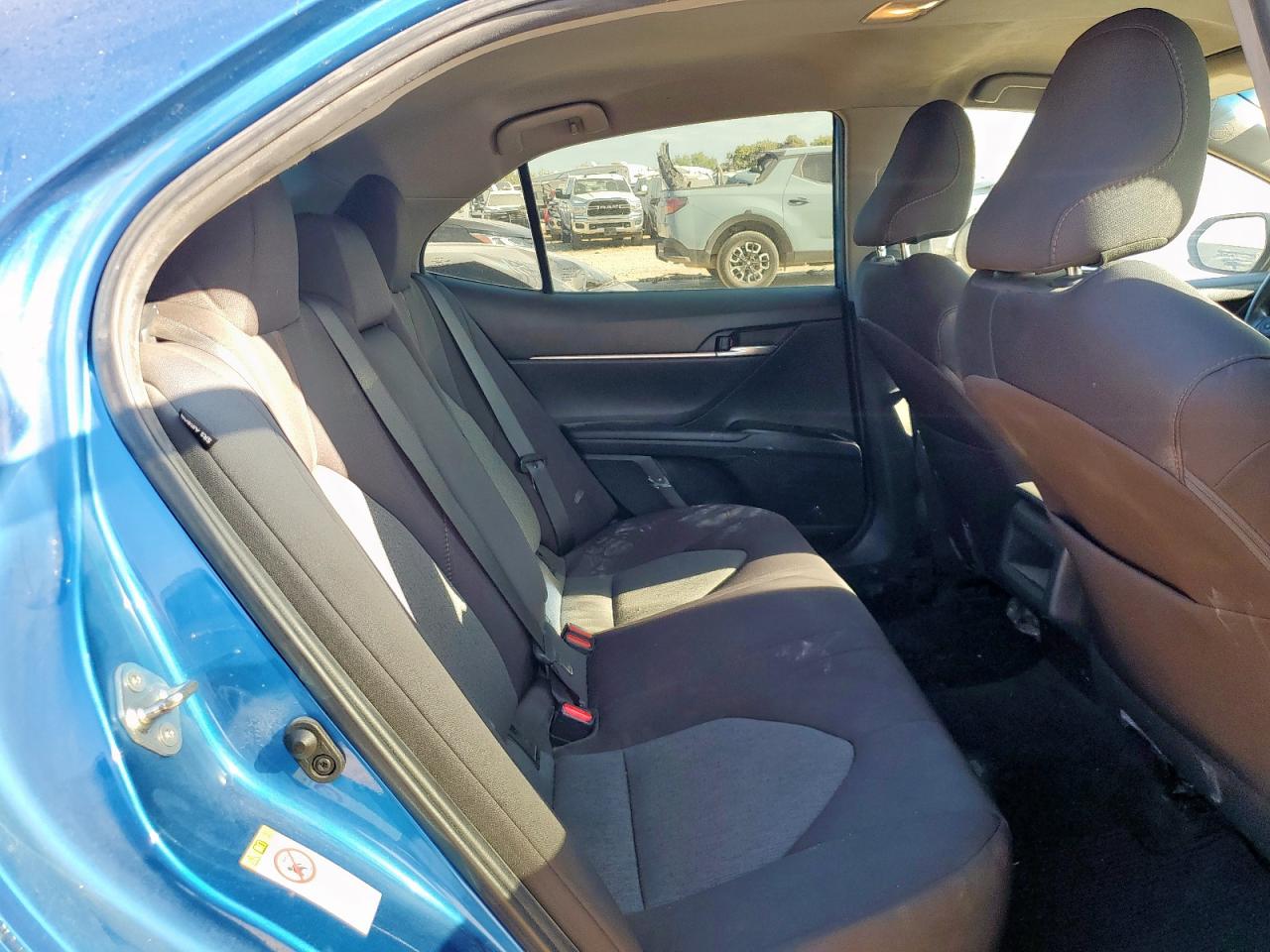 2019 Toyota Camry L VIN: 4T1B11HK8KU238624 Lot: 82158485