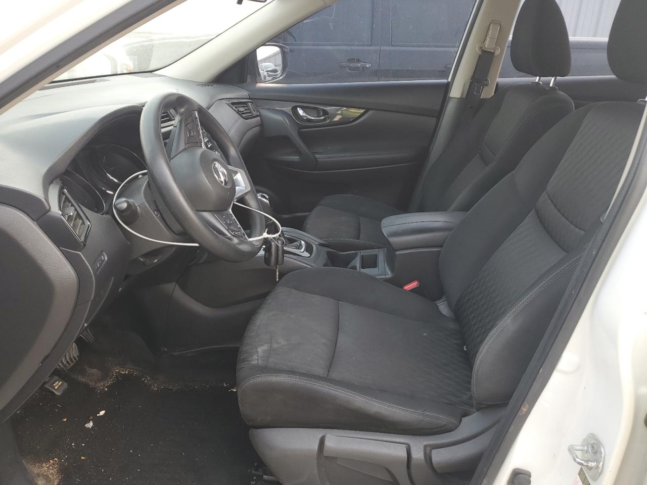 2017 Nissan Rogue S VIN: KNMAT2MV2HP528400 Lot: 71226365