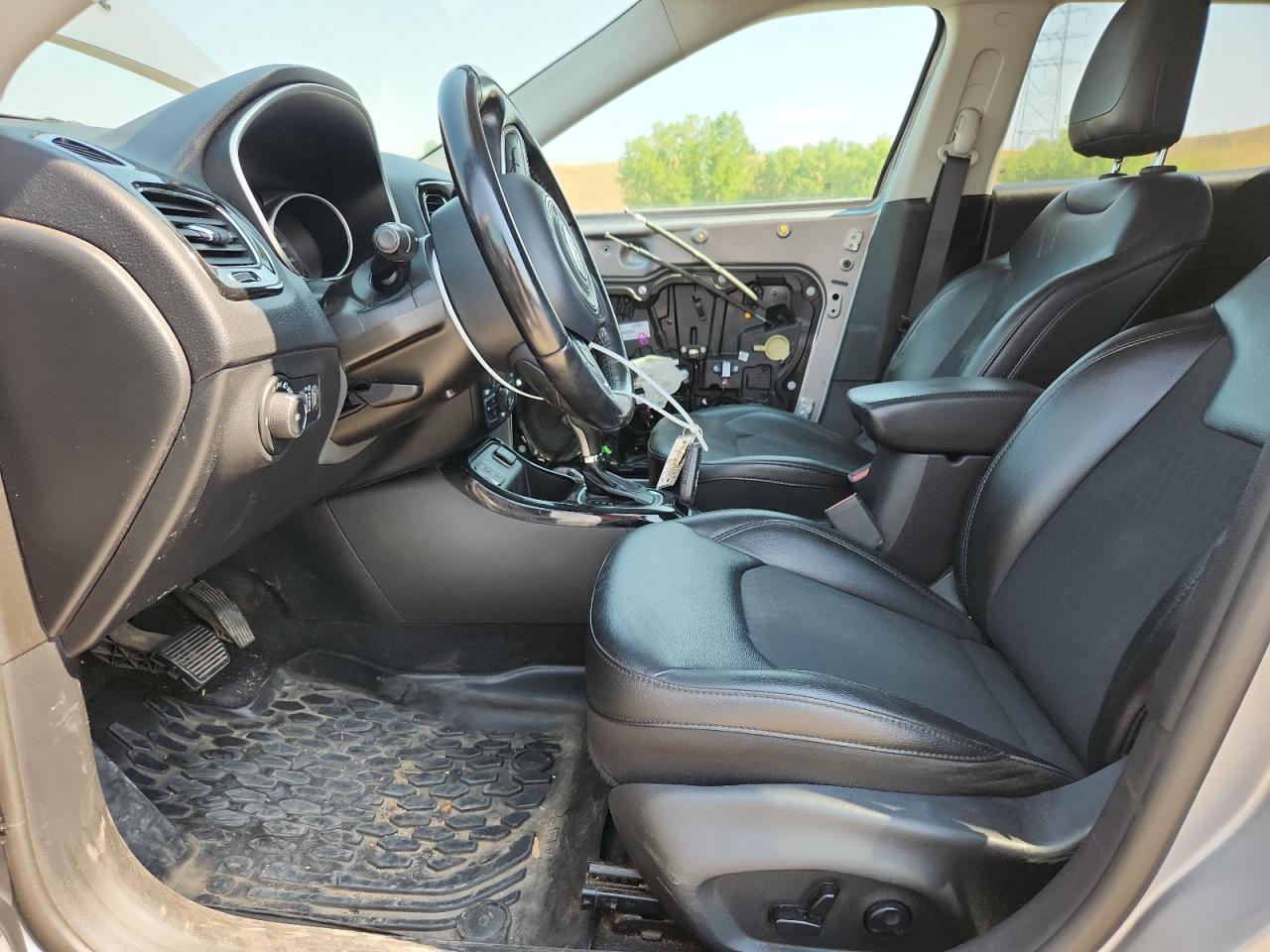 2019 Jeep Compass Latitude VIN: 3C4NJCBBXKT692812 Lot: 70355505