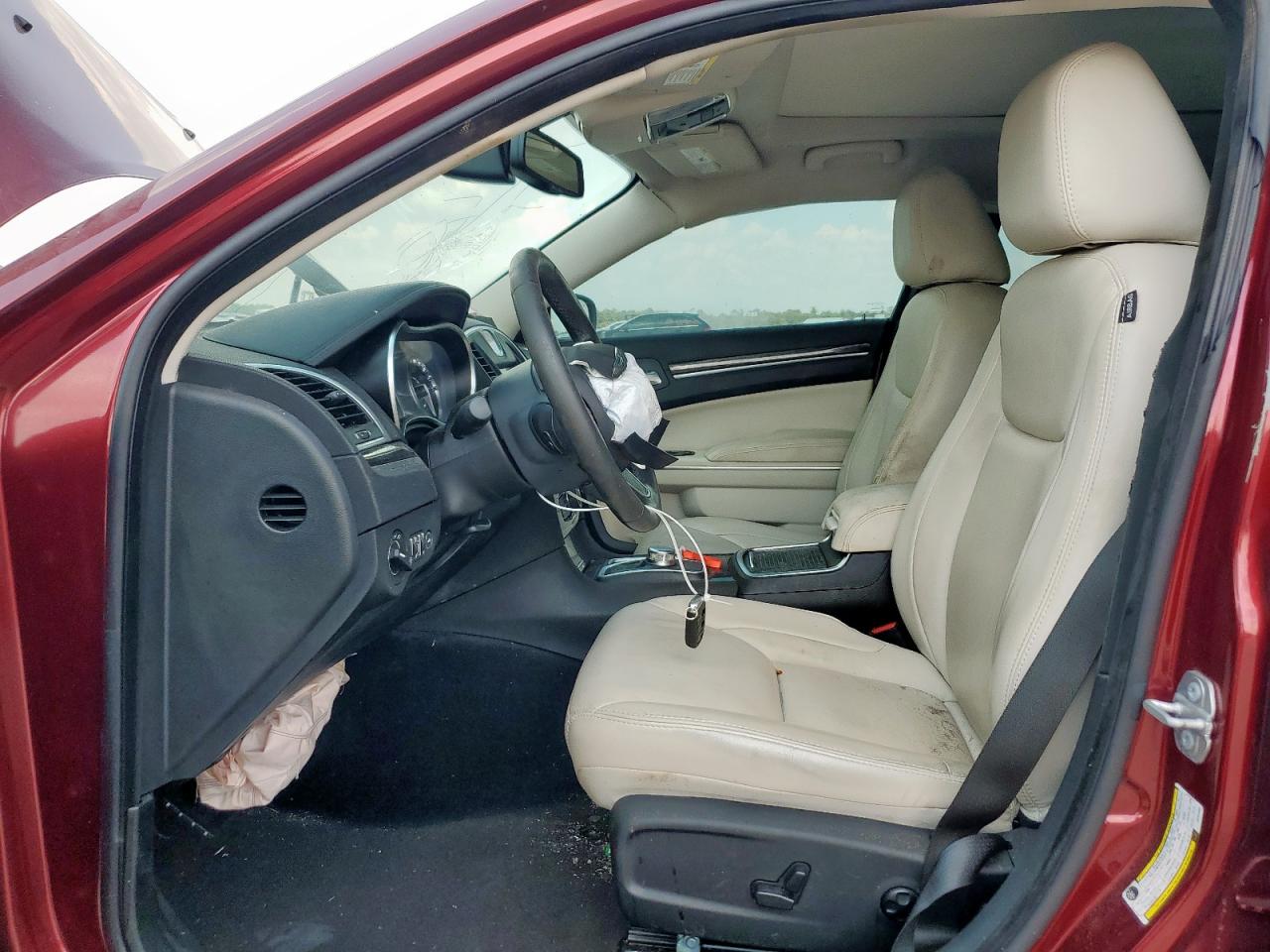 2018 Chrysler 300 Touring VIN: 2C3CCAAG4JH201682 Lot: 81271525