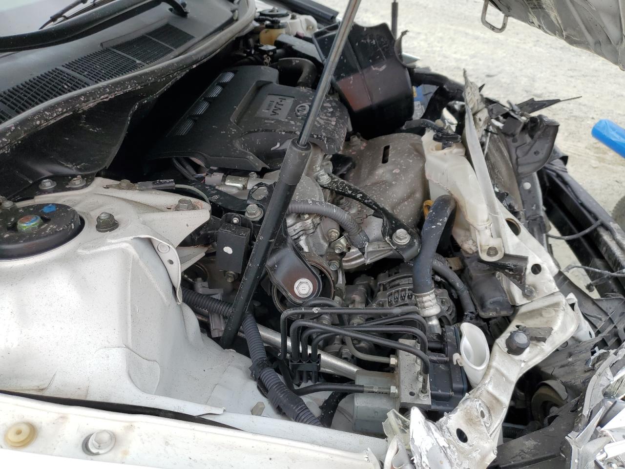 2016 Toyota Camry Le VIN: 4T1BF1FK4GU589882 Lot: 81894555