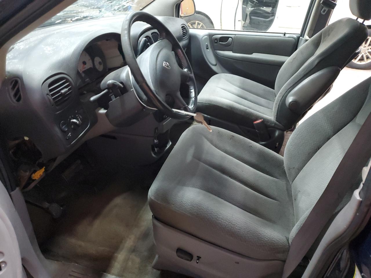 2005 Dodge Grand Caravan Sxt VIN: 2D4GP44L85R281146 Lot: 70679885