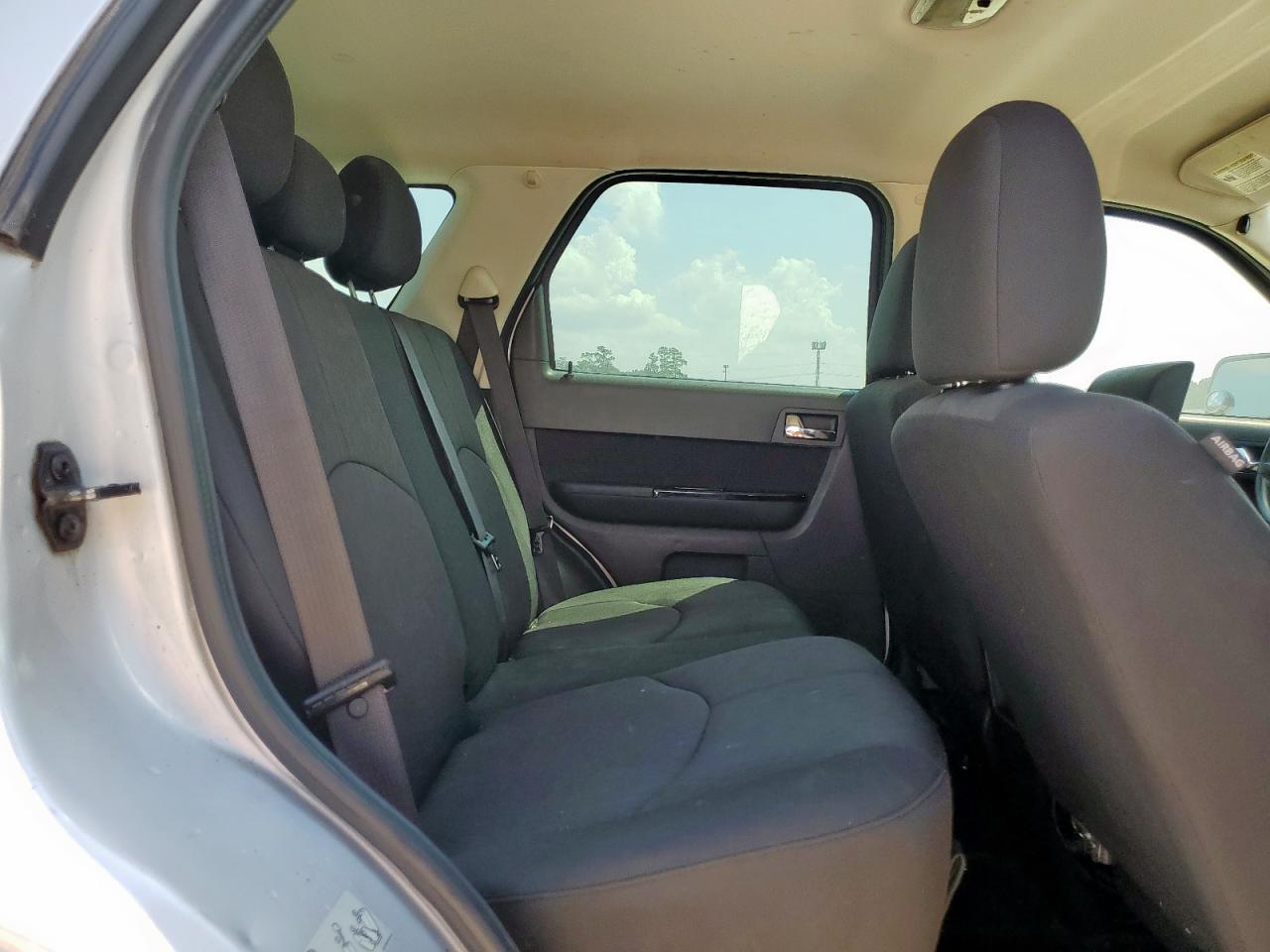 2011 Mazda Tribute I VIN: 4F2CY0C7XBKM03327 Lot: 80725365