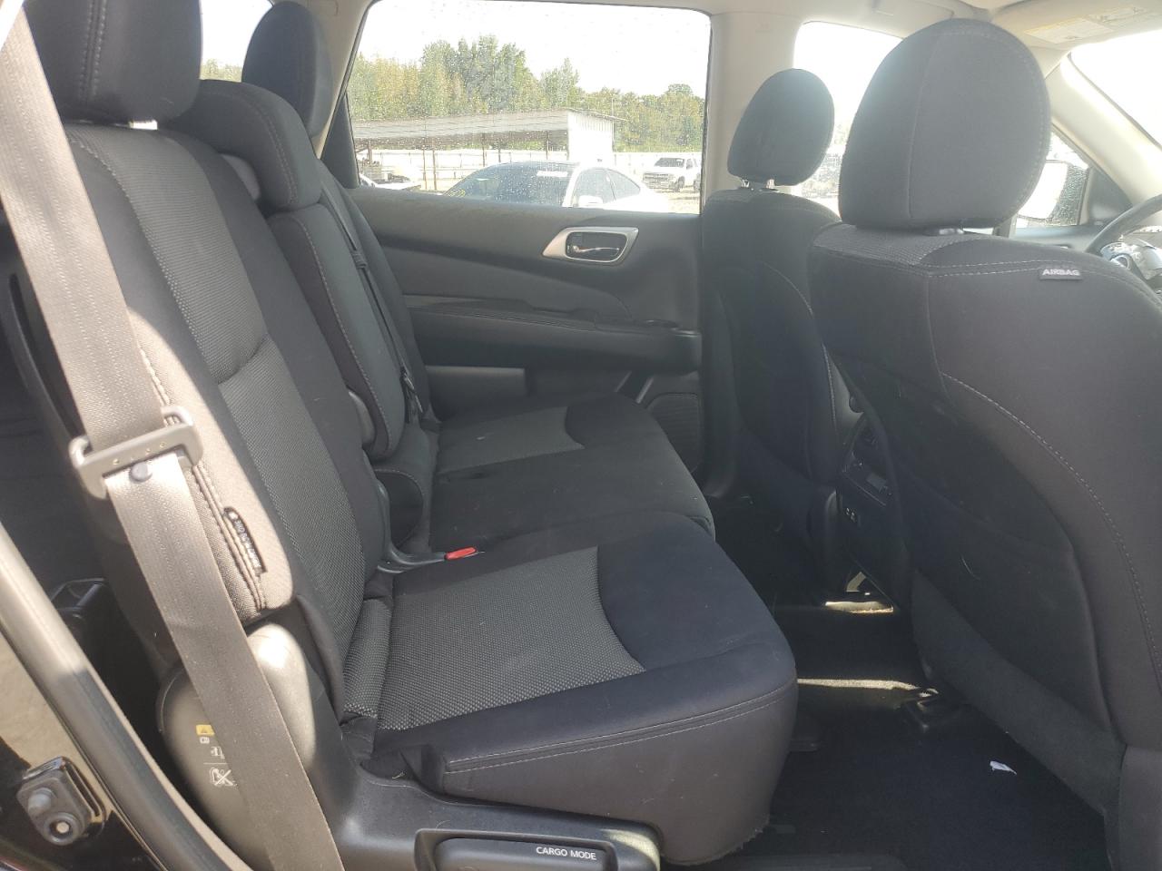 2019 Nissan Pathfinder S VIN: 5N1DR2MN3KC623957 Lot: 80469585