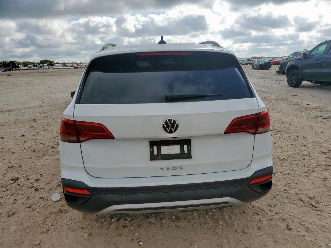 2024 Volkswagen Taos S VIN: 3VV5X7B23RM060620 Lot: 81153005