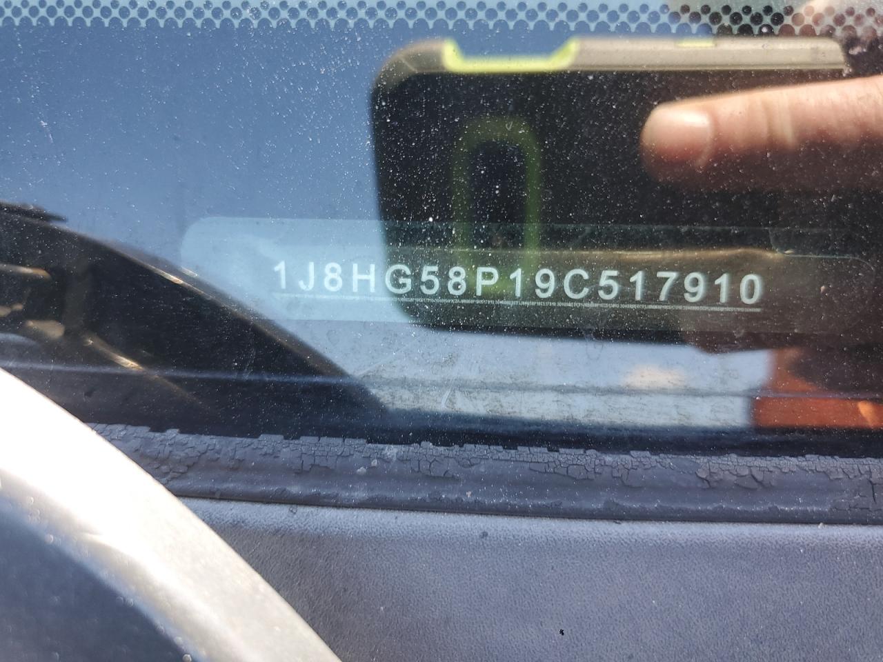 2009 Jeep Commander Limited VIN: 1J8HG58P19C517910 Lot: 84739875