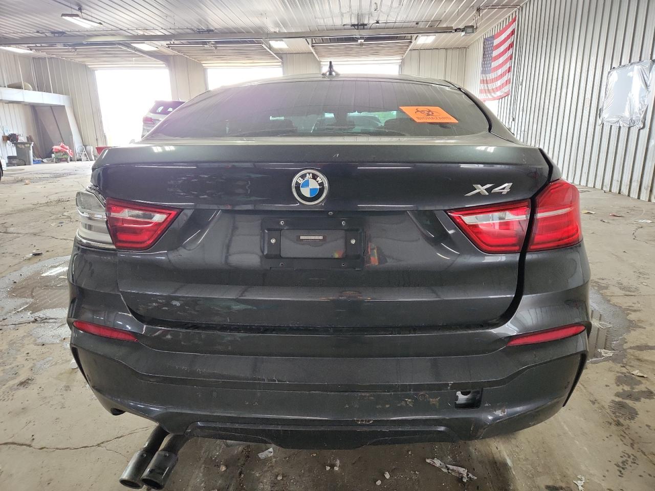 Фото: 5UXXW3C50J0T82021