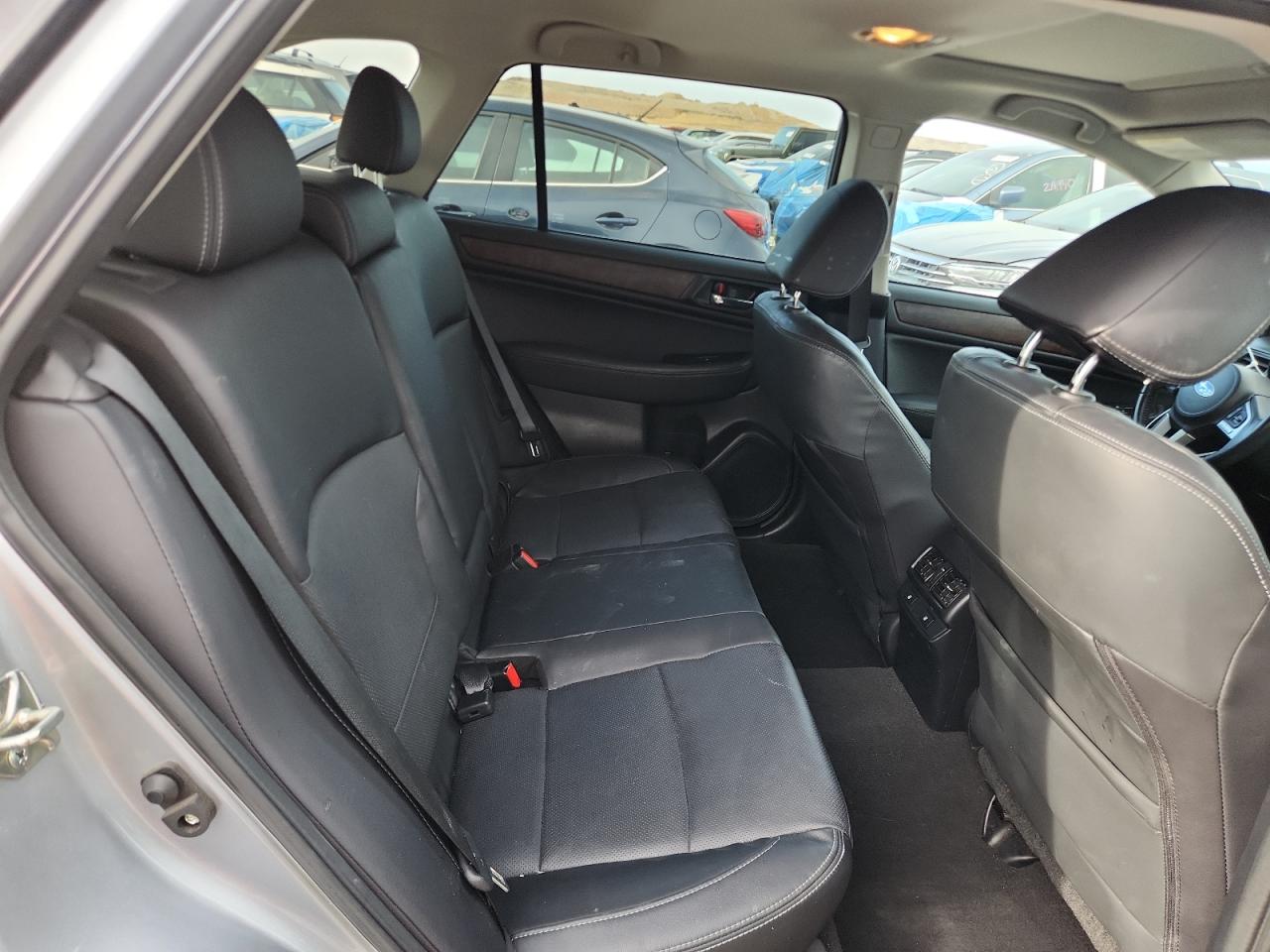 2017 Subaru Outback 2.5I Limited VIN: 4S4BSANC4H3425884 Lot: 71612645