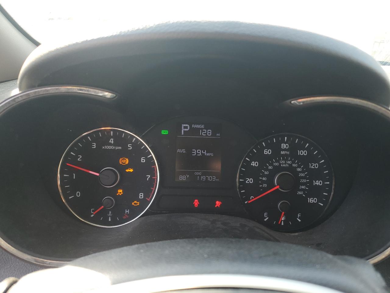 2017 Kia Forte Lx VIN: 3KPFK4A7XHE062693 Lot: 81452905