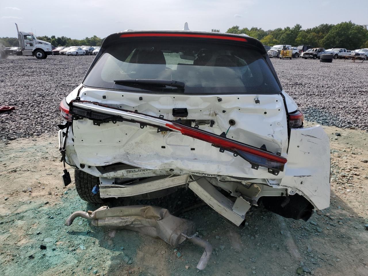 2025 Toyota Crown Signia Xle VIN: JTDACAAJ9S3004574 Lot: 71986455