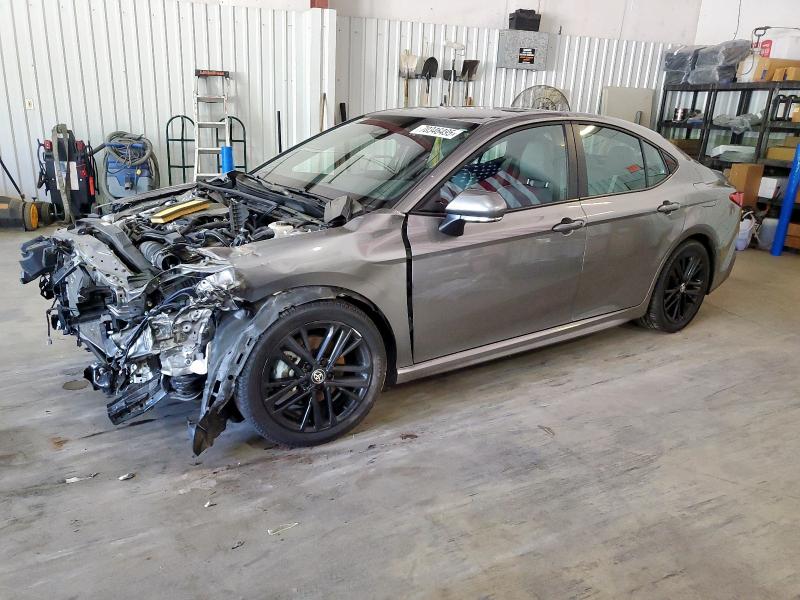  TOYOTA CAMRY 2025 Серебристый