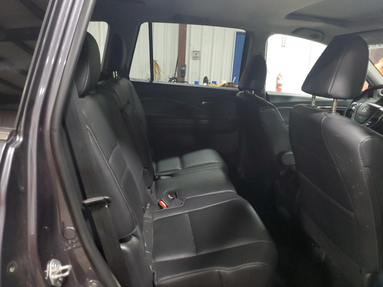 2016 Honda Pilot Exl VIN: 5FNYF6H56GB074409 Lot: 81845475