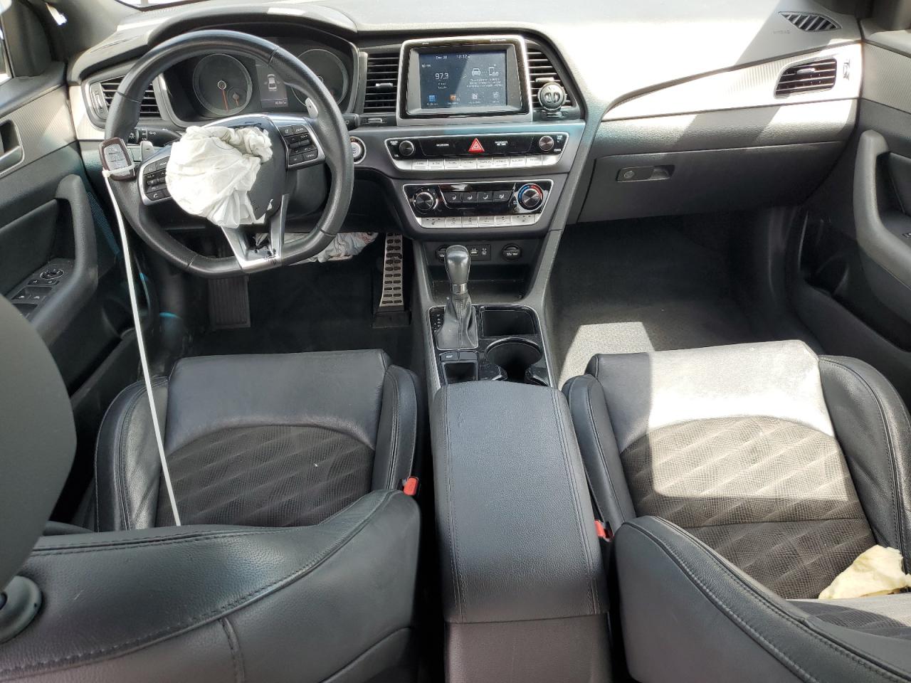 2018 Hyundai Sonata Sport VIN: 5NPE34AF7JH633378 Lot: 81651405