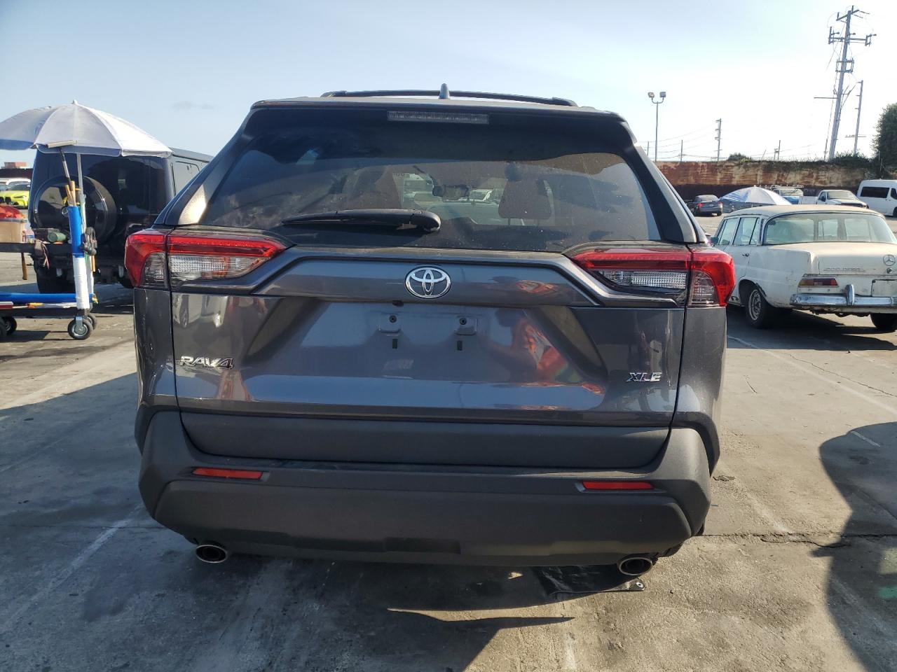 2020 Toyota Rav4 Xle VIN: 2T3W1RFV8LW096717 Lot: 80464665