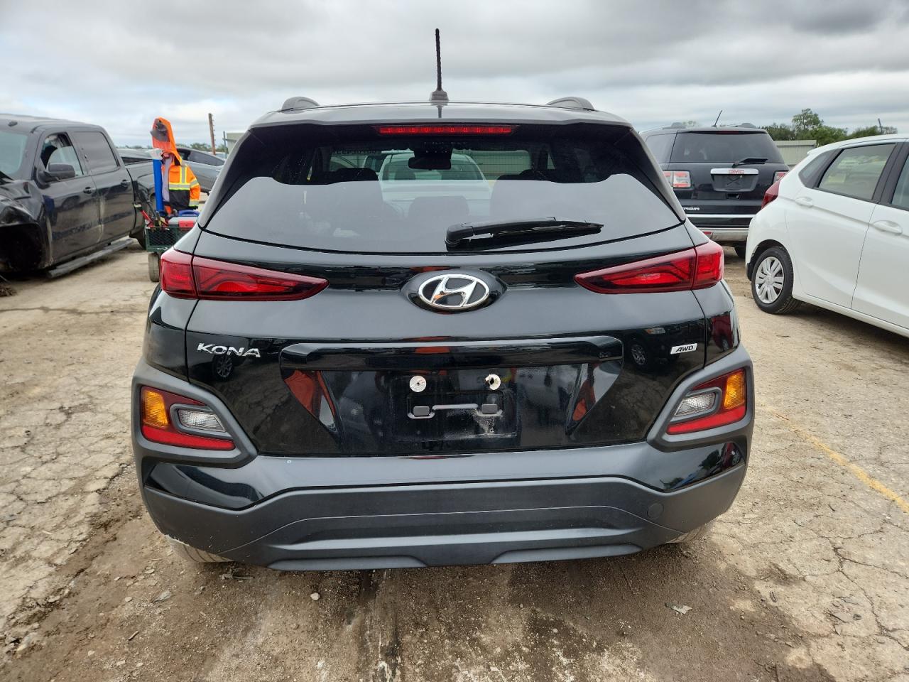 2021 Hyundai Kona Sel VIN: KM8K2CAAXMU735431 Lot: 83762495