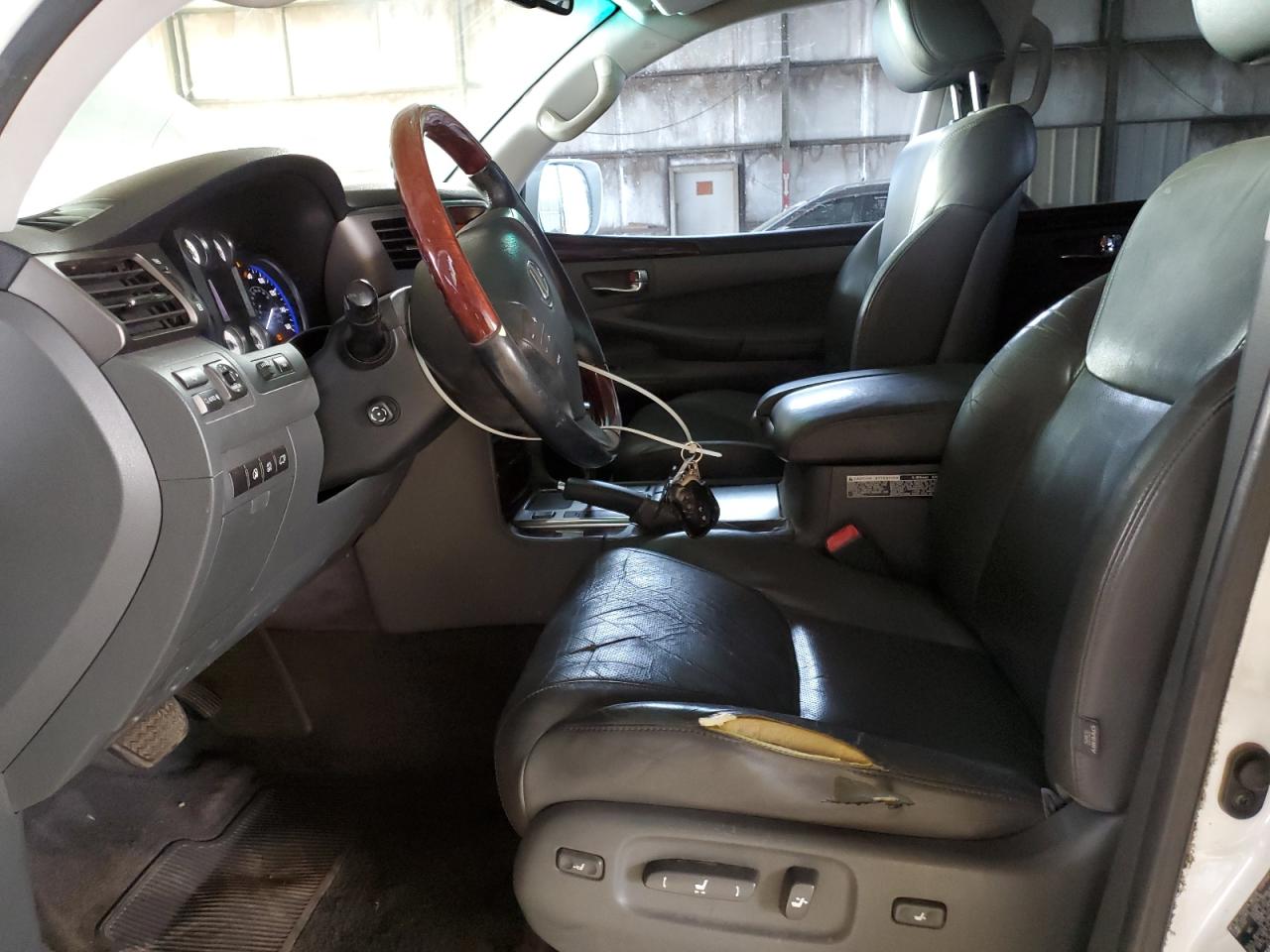 2010 Lexus Lx 570 VIN: JTJHY7AX5A4053395 Lot: 81468075