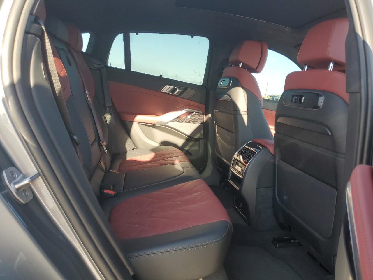 2024 BMW X6 xDrive40I VIN: 5UX33EX00R9U01305 Lot: 70728025