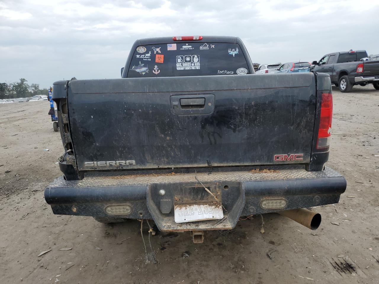 2013 GMC Sierra K2500 Denali VIN: 1GT125E84DF141604 Lot: 81501985