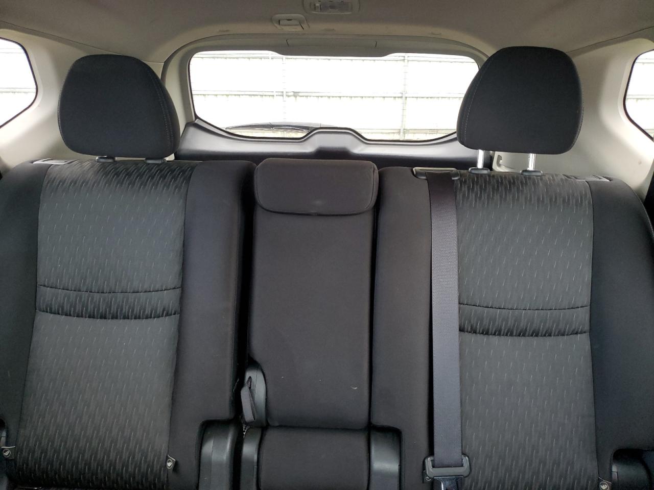 2019 Nissan Rogue S VIN: JN8AT2MV4KW373219 Lot: 82079015