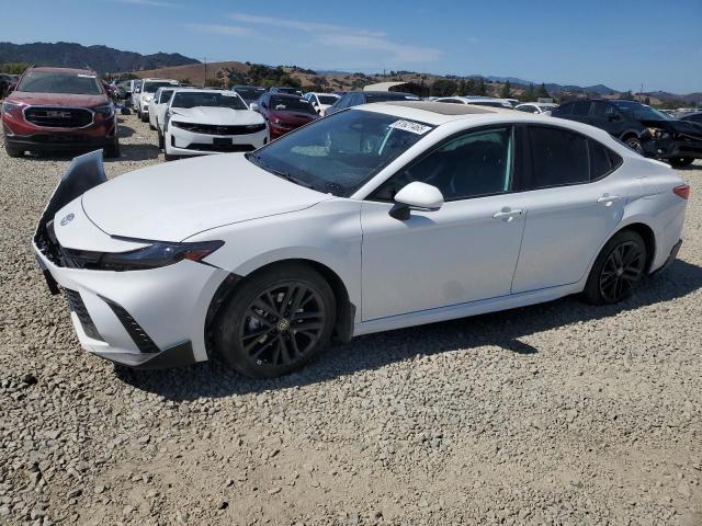  TOYOTA CAMRY 2025 Белы