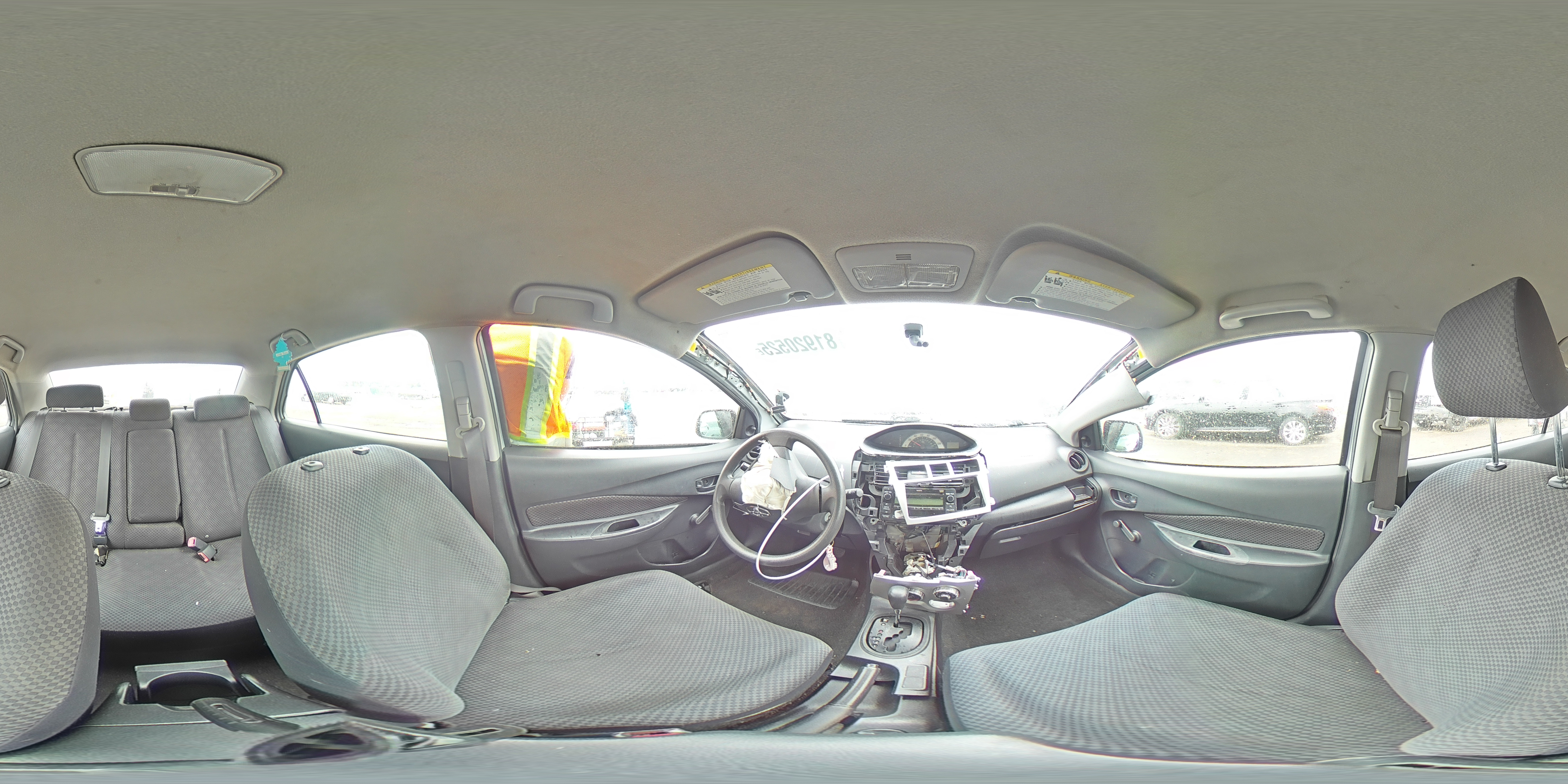 2007 Toyota Yaris VIN: JTDBT923871043341 Lot: 81920525