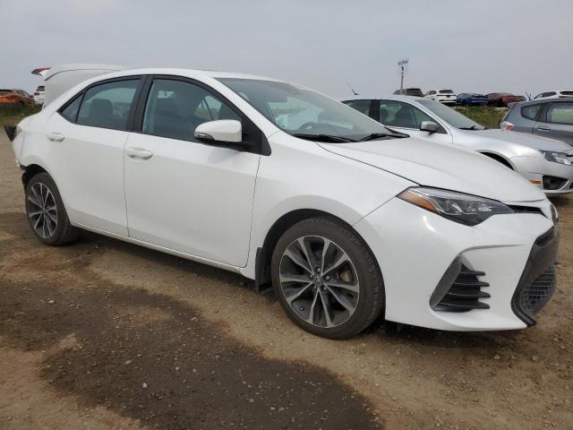 Седаны TOYOTA COROLLA 2017 Белы