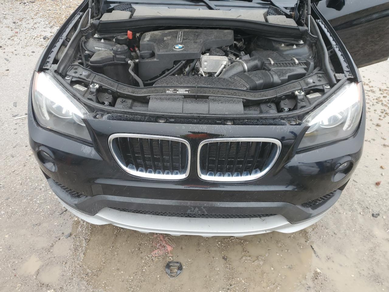 2015 BMW X1 Sdrive28I VIN: WBAVM1C5XFV316425 Lot: 71821985