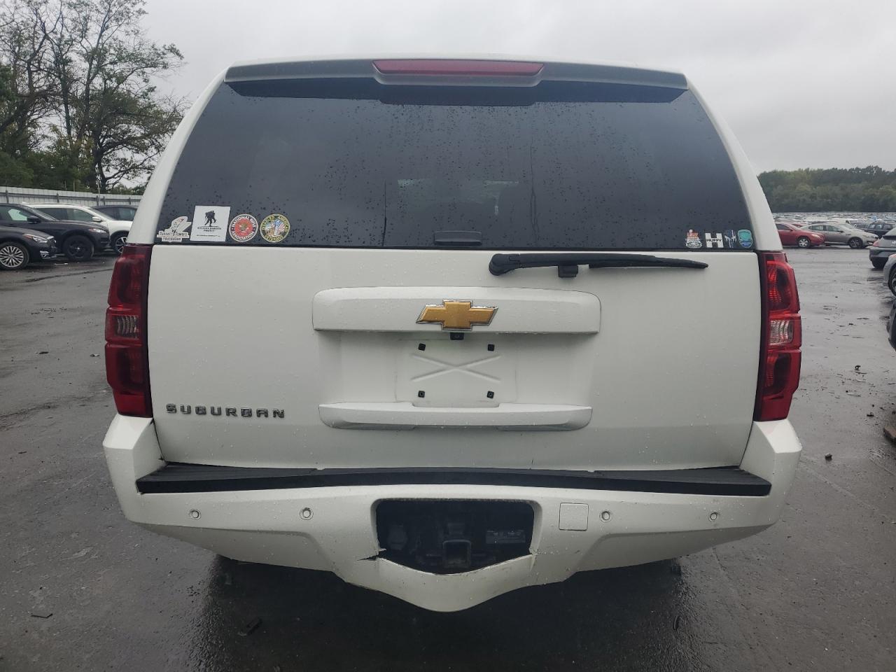 2014 Chevrolet Suburban K1500 Ls VIN: 1GNSKHE74ER217925 Lot: 80877755