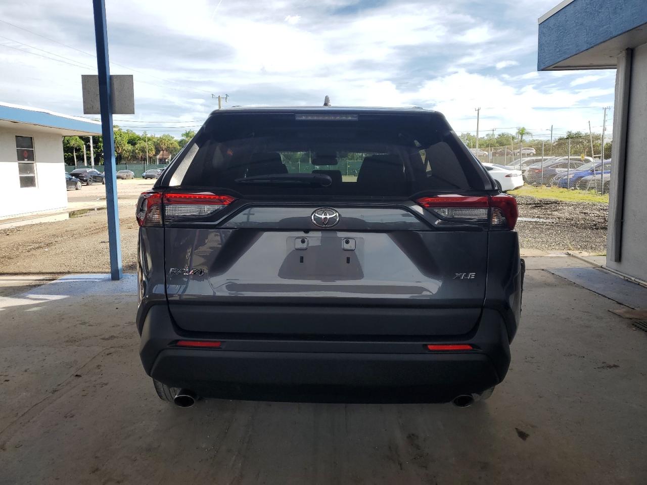 2022 Toyota Rav4 Xle VIN: 2T3W1RFV8NC203835 Lot: 71786265