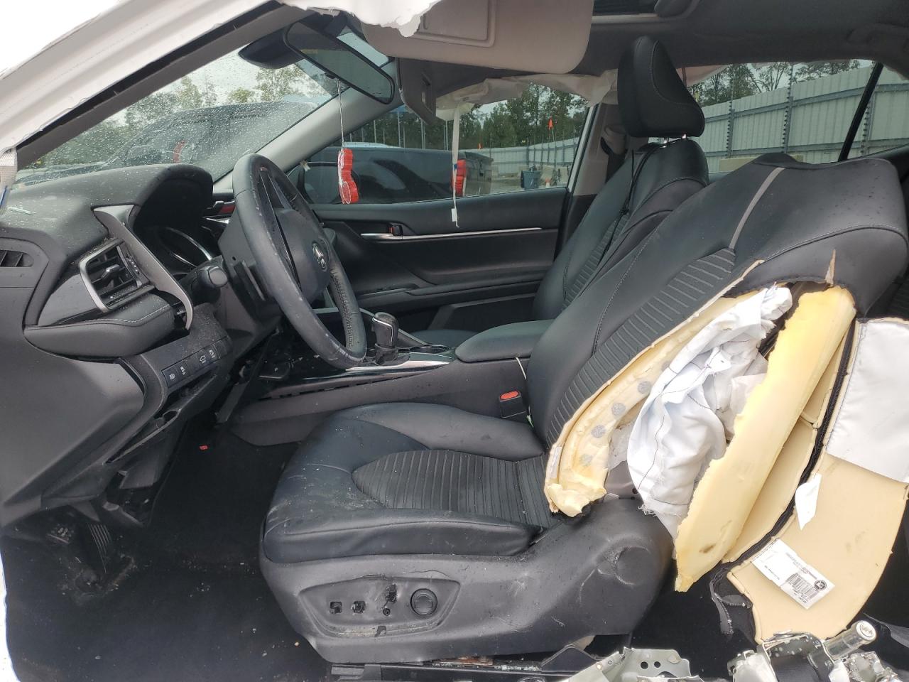 2020 Toyota Camry Se VIN: 4T1G11AK4LU983842 Lot: 84609805