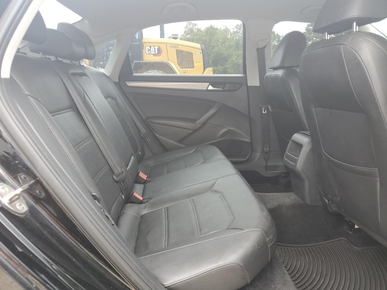 2015 Volkswagen Passat S VIN: 1VWAS7A3XFC116651 Lot: 81056245