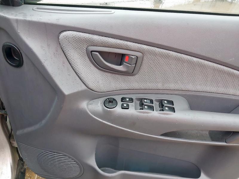 2005 HYUNDAI TUCSON