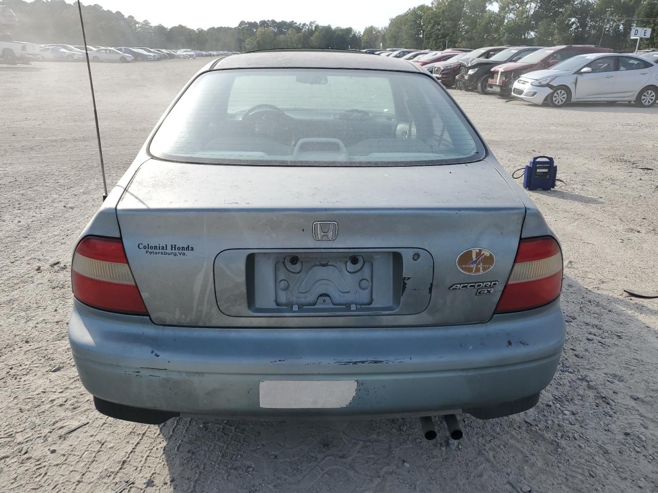 1995 Honda Accord Ex VIN: 1HGCD5667SA084746 Lot: 83838875